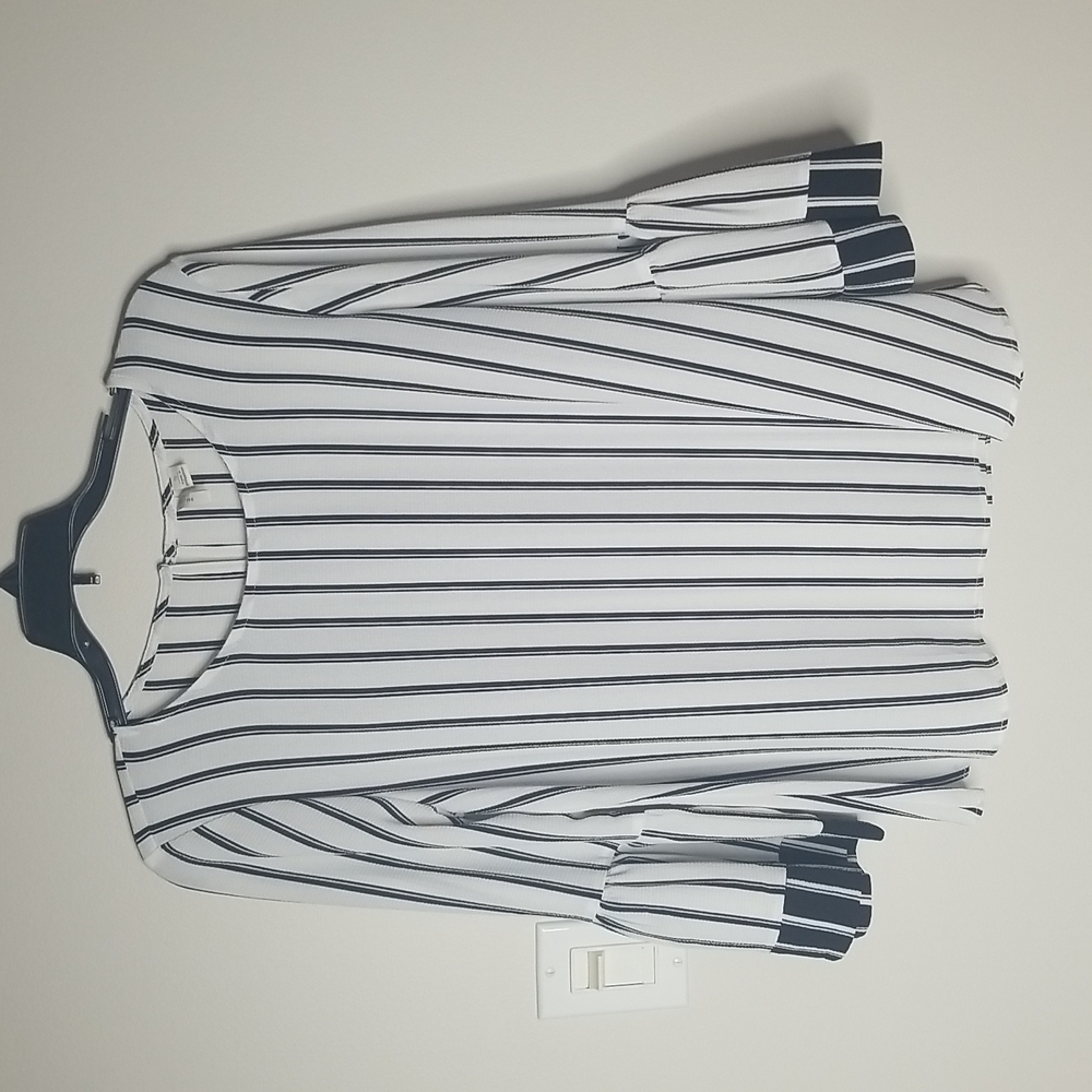 Established 1946 pinstripe blouse with bell 3/4 sleeves .Pullover .